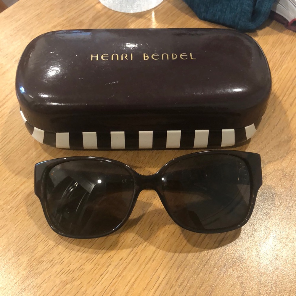 Henri bendel sunglasses